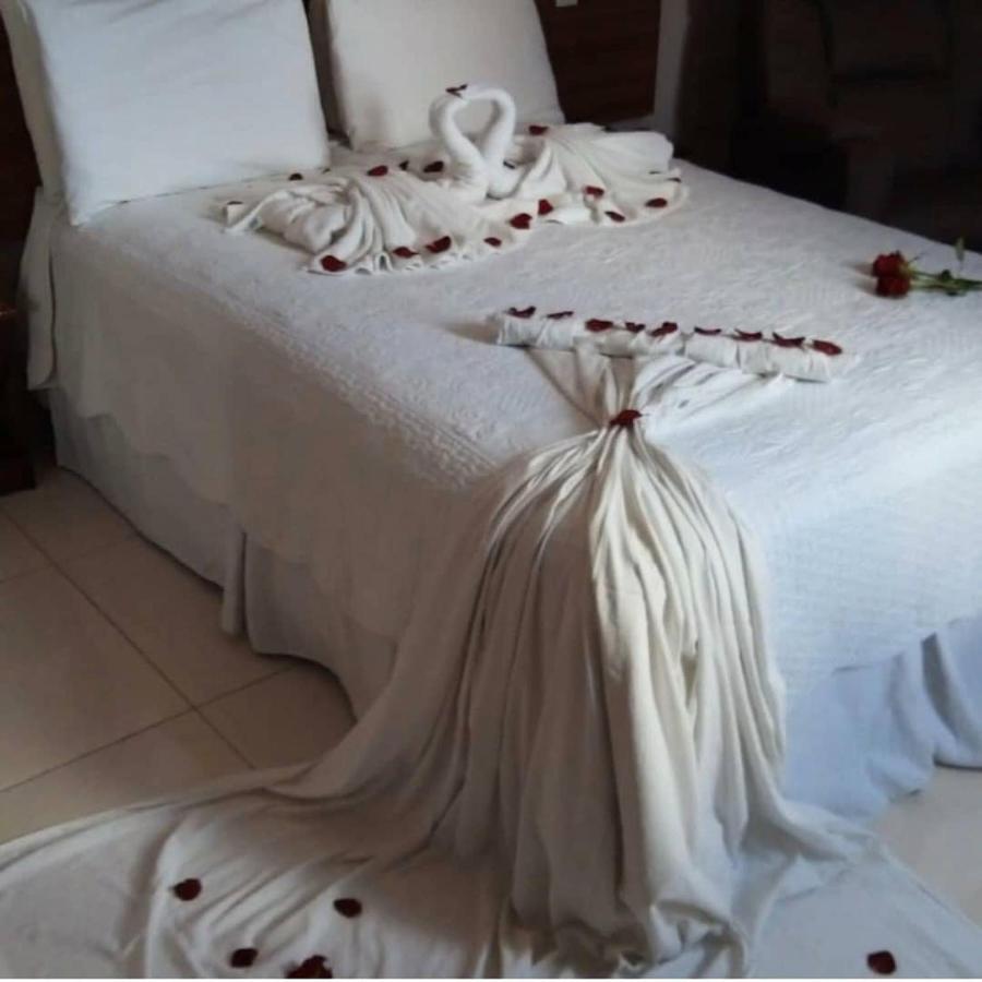Jacaranda Palace Hotel Тейшейра-де-Фрейтас Екстер'єр фото